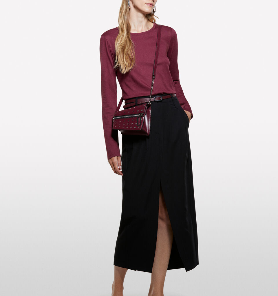 Burgunderrotes Langarm-T-Shirt - langärmeliges t-shirt für damen - Bordeaux | Sisley image number 1